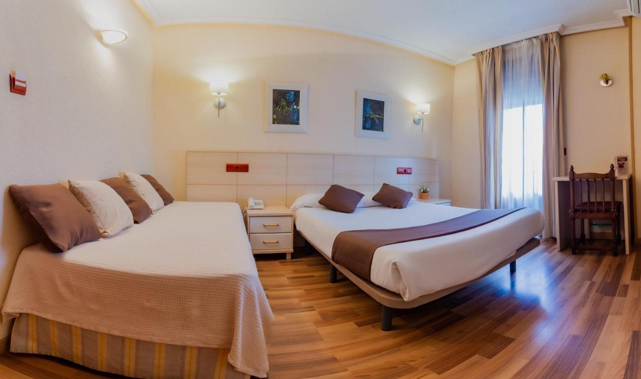 Hostal Rural El Cano By Vivere Stays البيذريتي المظهر الخارجي الصورة